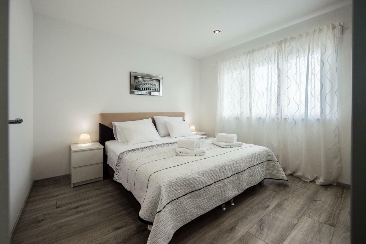 Solin Apartments Praetorium Exteriér fotografie